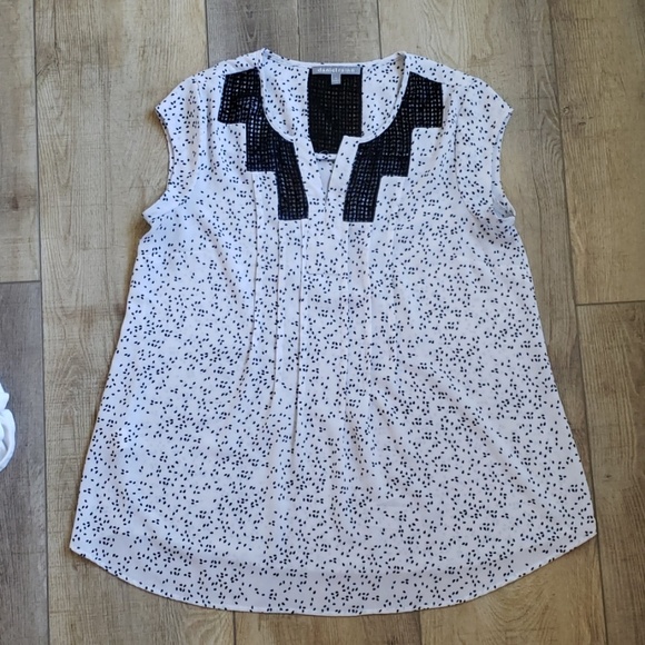 Daniel Rainn Tops - Daniel Rainn